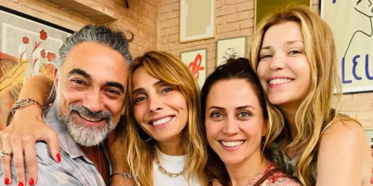 Harem ağası ve haremin güzelleri buluştu