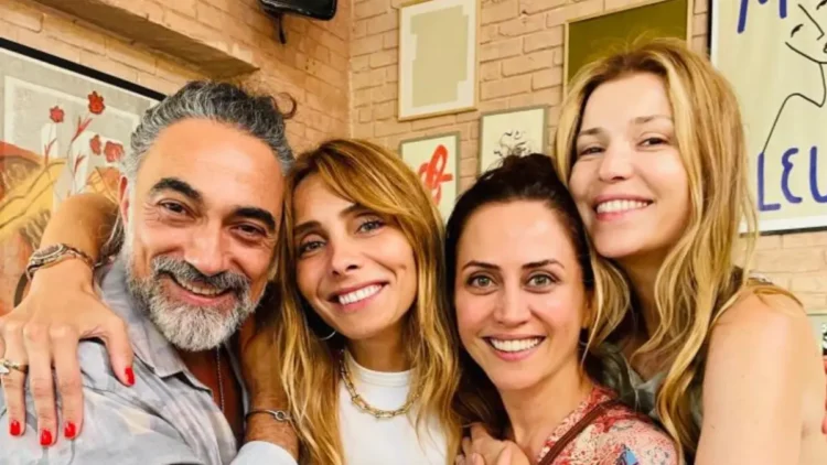 Harem ağası ve haremin güzelleri buluştu