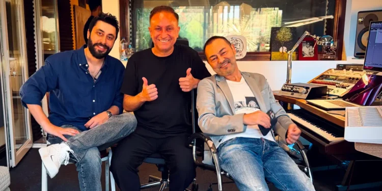 Serdar Ortaç ve Suat Aydoğan'dan yıllar sonra yeni düet: Ta Kendisi 6 Serdar Ortaç ve Suat Aydoğan’dan yıllar sonra yeni düet: Ta Kendisi