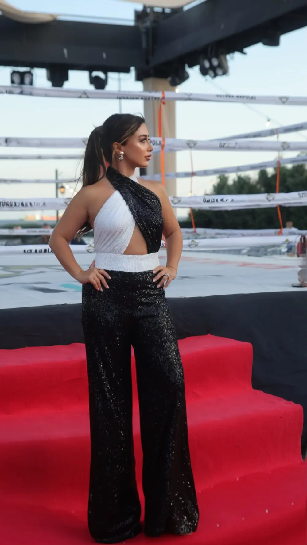 Nihan Akın ring performasıyla alkış topladı 3 nihan akin Nihan Akın ring performasıyla alkış topladı