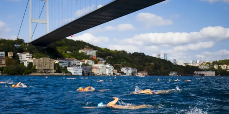 Boğaz’ın kıtaları birleştiren ruhu Memorial Sanat Galerileri'nde 6 Boğaz’ın kıtaları birleştiren ruhu Memorial Sanat Galerileri’nde