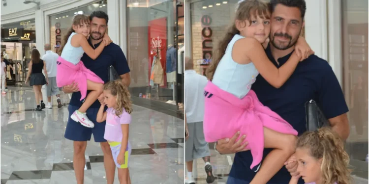 Özer Hurmacı çocuklarıyla alışverişte