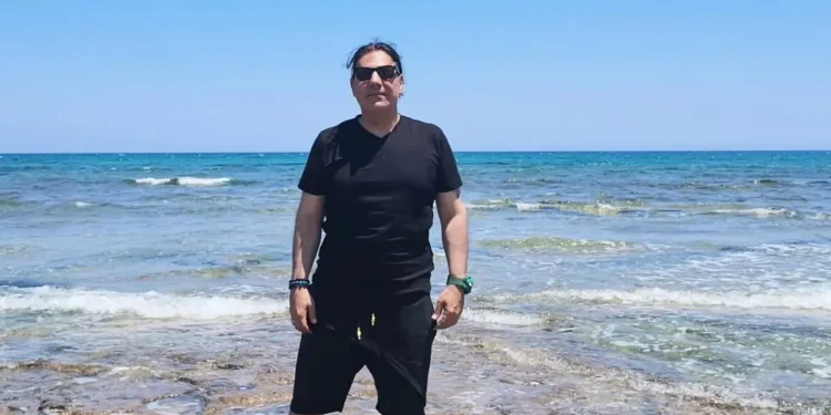 Ramiz Özbay, 'Gurur' için Kıbrıs'ta kamera karşısına geçti 2 Ramiz Özbay, ‘Gurur’ için Kıbrıs’ta kamera karşısına geçti
