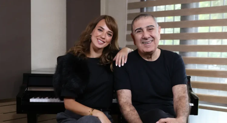 Seda Bakan'dan 'Kör Aşık' yorumu 2 Seda Bakan’dan ‘Kör Aşık’ yorumu