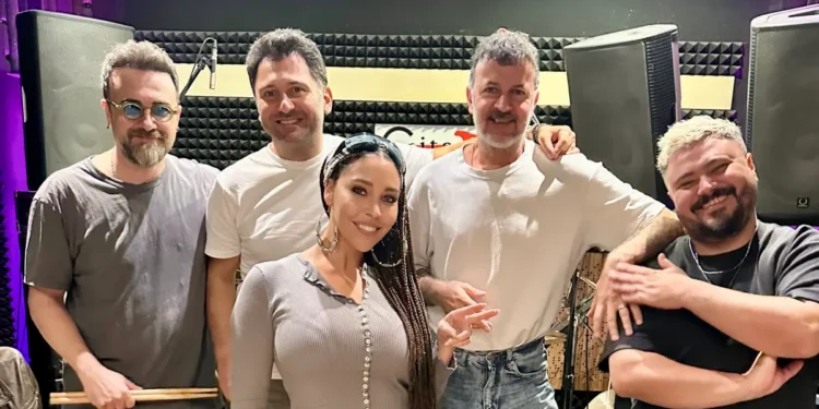 Laroussi, İstanbul’da kurduğu yeni orkestrasıyla konser hazırlıklarına başladı