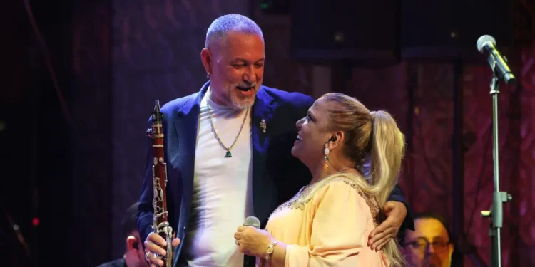 Kibariye ve Hüsnü Şenlendirici’den Çapa Pera’da müzik şöleni