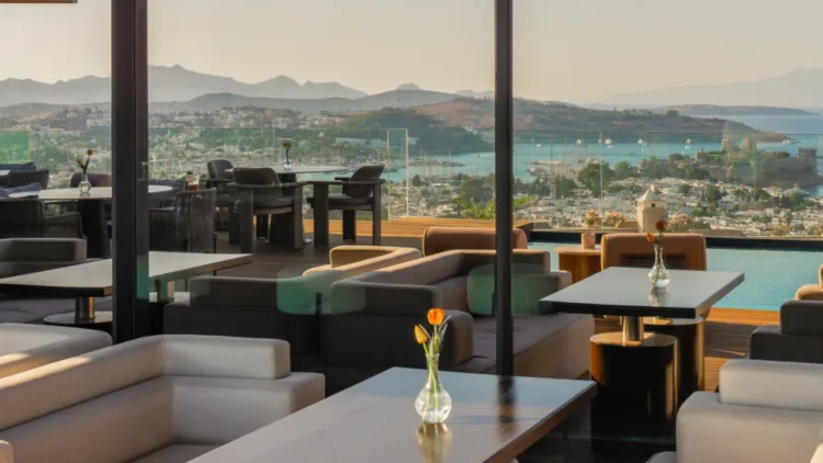 Mavilu Luxury Hotel: Bodrum'u her mevsim yeniden deneyimleten bir yaşam alanı 3 Mavilu Luxury Hotel: Bodrum’u her mevsim yeniden deneyimleten bir yaşam alanı