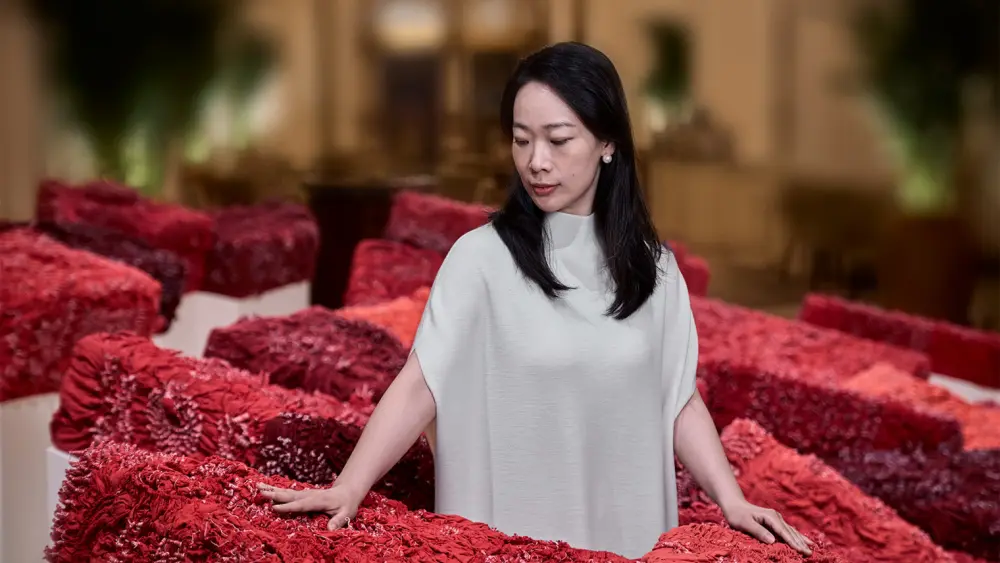 Contemporary İstanbul'un açılışında Asude Cemre'den nefes kesen performans 5 PIT Lin Fanglu 2026 Contemporary İstanbul'un açılışında Asude Cemre'den nefes kesen performans