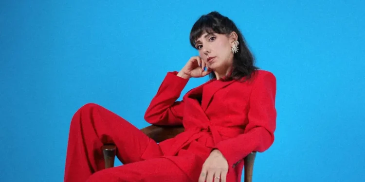Aslı Demirer’den yeni tekli