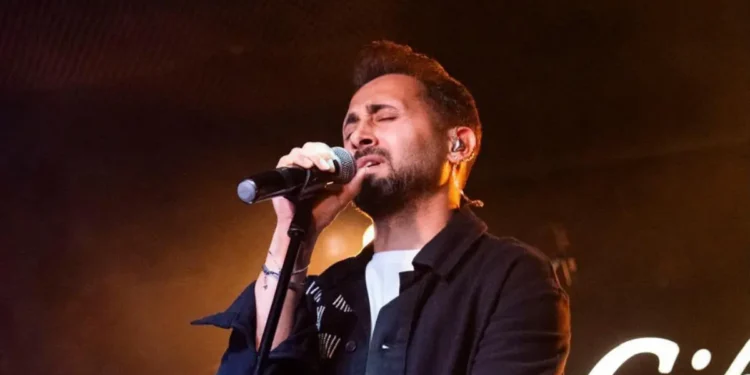 Aydın Şahin'den yewni single: Yanarsın 2 Aydın Şahin’den yewni single: Yanarsın