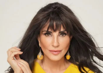Ayşegül Aldinç’ten yeni kitap: Velhasılıkelâm