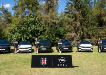 Opel’in Global Spor Tutkusu Türkiye’de Beşiktaş JK ile buluştu