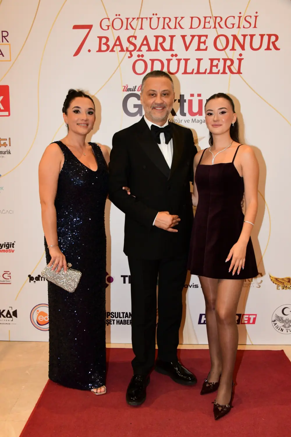 gokturk1 Quality of Magazine’e 'Yılın En İyi Cemiyet Dergisi' ödülü