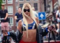 Hande Yener Avrupa’ya açıldı