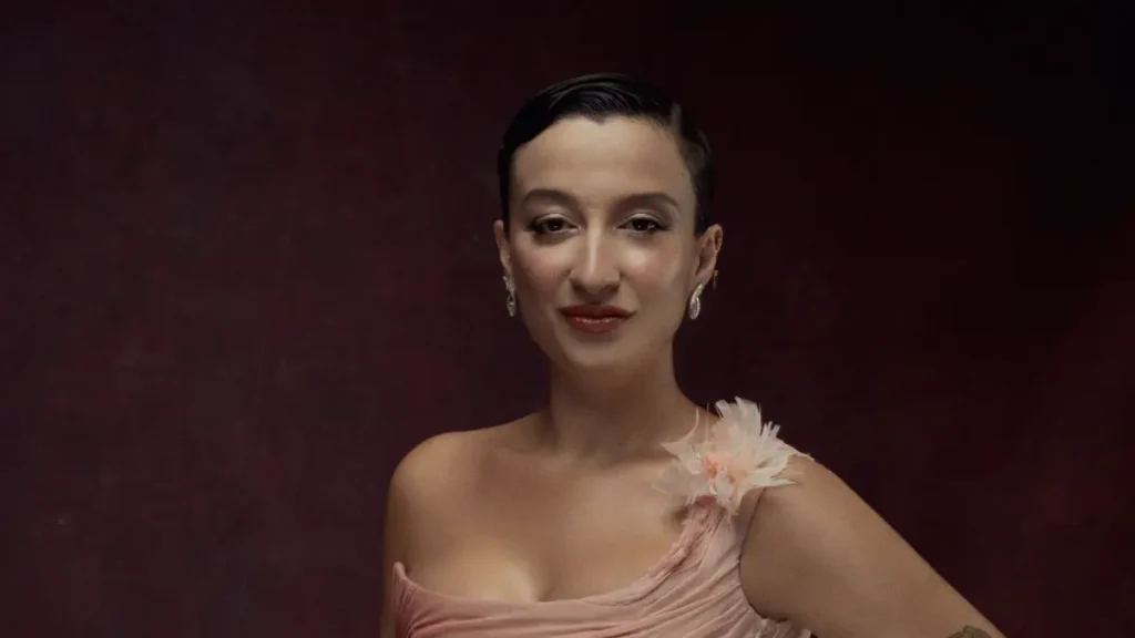 Melike Şahin'in 'Ölmem Ölemem'ine büyük ilgi 1 melike sahin Melike Şahin'in 'Ölmem Ölemem'ine büyük ilgi