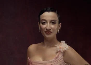 Melike Şahin’in ‘Ölmem Ölemem’ine büyük ilgi