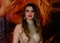 Meryem Sevilen'den yeni klibi 'Anne'ye özel lansman 14 Meryem Sevilen’den yeni klibi ‘Anne’ye özel lansman