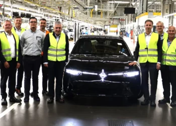 Tofaş ve Opel’den geleceğe yönelik stratejik iş birliği mesajı