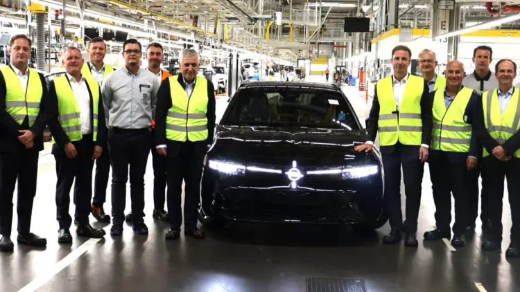 Tofaş ve Opel’den geleceğe yönelik stratejik iş birliği mesajı 1 Tofaş ve Opel’den geleceğe yönelik stratejik iş birliği mesajı