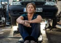 Nurgül Yeşilçay, 1 yıldır üzerine çalıştığı Ömür Usta karakterini anlattı 13 Nurgül Yeşilçay, 1 yıldır üzerine çalıştığı Ömür Usta karakterini anlattı