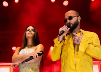 Simge’den sürprizlerle dolu bir gece
