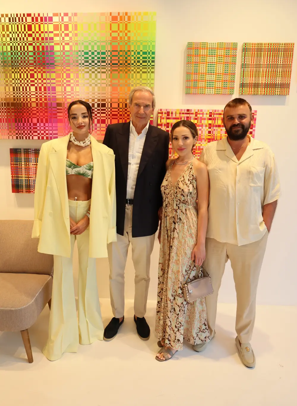 DG Art Gallery & Project, Simon de Pury’yi, özel bir Art Talk kapsamında Bodrum’da ağırladı 5 simon6 DG Art Gallery & Project, Simon de Pury’yi, özel bir Art Talk kapsamında Bodrum’da ağırladı