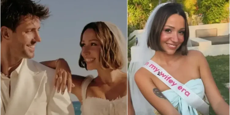 Zeynep Bastık ile Serkay Tütüncü Çeşme'de mutluluğa 'evet' dedi 2 Zeynep Bastık ile Serkay Tütüncü Çeşme’de mutluluğa ‘evet’ dedi