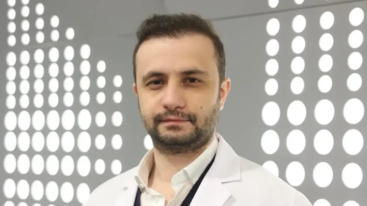 Medicana Ataşehir Hastanesi Genel Cerrahi Uzmanı Op. Dr. Cem Ilgın Erol rektal kanamaların önemini anlattı