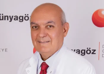 Dünya Göz Hastanesi Göz Hastalıkları Uzmanı Doç. Dr. Yusuf Durlu körlük nedenlerini ve tedavi seçeneklerini anlattı