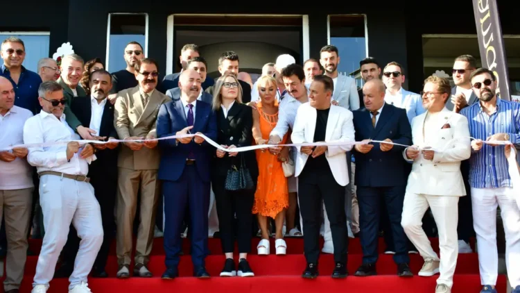 By Mustafa ve Şamdancı’nın Gaziantep açılışından çok özel anlar Quality'de 3 By Mustafa ve Şamdancı’nın Gaziantep açılışından çok özel anlar Quality’de