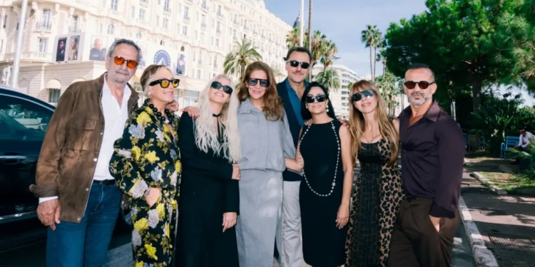 Cannes’da Türk yıldızları geçidi