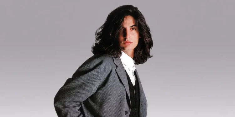 Çelik, 'Benimle Kal' plağı ile sahalara geri dönüyor 8 Çelik, ‘Benimle Kal’ plağı ile sahalara geri dönüyor