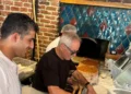 Dünyaca ünlü Şef Wolfgang Puck, lahmacuna hayran kaldı 15 Dünyaca ünlü Şef Wolfgang Puck, lahmacuna hayran kaldı