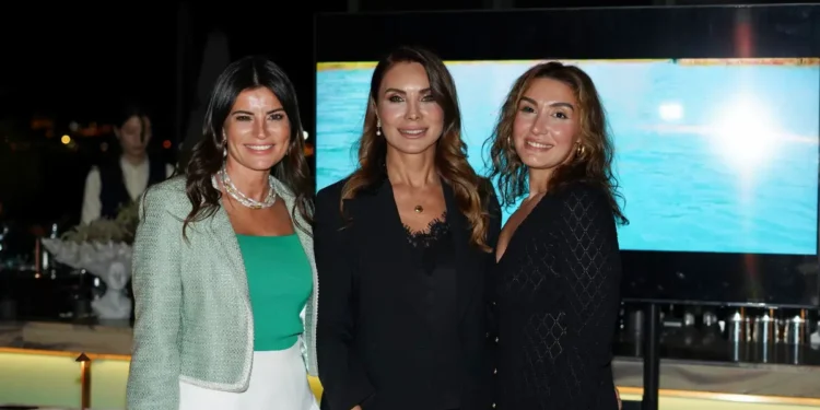 Ece Vahapoğlu'ndan özel davet 6 Ece Vahapoğlu’ndan özel davet