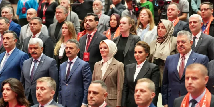 T.C. Aile ve Sosyal Hizmetler Bakanlığı ve GETİP iş birliğiyle düzenlenen Aile Dostu İşletmeler Ödül Töreni, Gebze'de gerçekleşti 4 T.C. Aile ve Sosyal Hizmetler Bakanlığı ve GETİP iş birliğiyle düzenlenen Aile Dostu İşletmeler Ödül Töreni, Gebze’de gerçekleşti