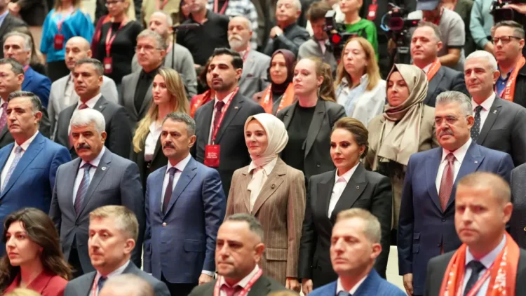 T.C. Aile ve Sosyal Hizmetler Bakanlığı ve GETİP iş birliğiyle düzenlenen Aile Dostu İşletmeler Ödül Töreni, Gebze'de gerçekleşti 2 T.C. Aile ve Sosyal Hizmetler Bakanlığı ve GETİP iş birliğiyle düzenlenen Aile Dostu İşletmeler Ödül Töreni, Gebze’de gerçekleşti