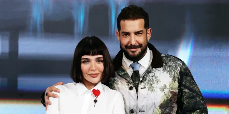 Gonca Vuslateri ve Enis Arıkan ‘The Cube’da seyirciyle buluştu
