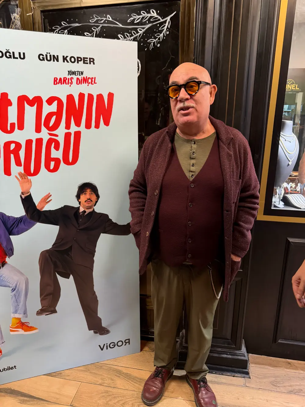 'Uçurtmanın Kuyruğu'na Baba Sahne'de alkış yağmuru 3 guven kirac 'Uçurtmanın Kuyruğu'na Baba Sahne'de alkış yağmuru