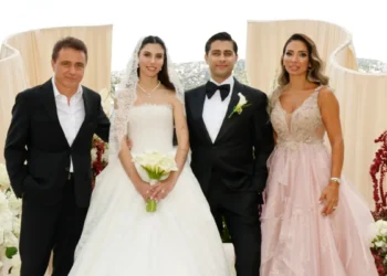 Batuhan Erdem ile Sena Evgin ‘mutluluğa’ evet dedi
