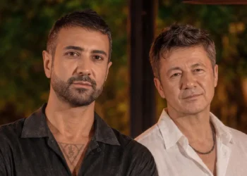 Tan Taşçı ve Baha’dan Bodrum’da akustik buluşma