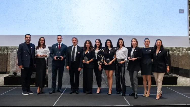 'Güçlü Yumruklar, Güçlü Kadınlar' projesi lansmanla taçlandı 5 ‘Güçlü Yumruklar, Güçlü Kadınlar’ projesi lansmanla taçlandı