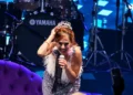 Yıldız Tilbe'den Kıbrıslılara müzik ziyafeti 13 Yıldız Tilbe’den Kıbrıslılara müzik ziyafeti