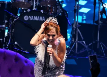 Yıldız Tilbe’den Kıbrıslılara müzik ziyafeti