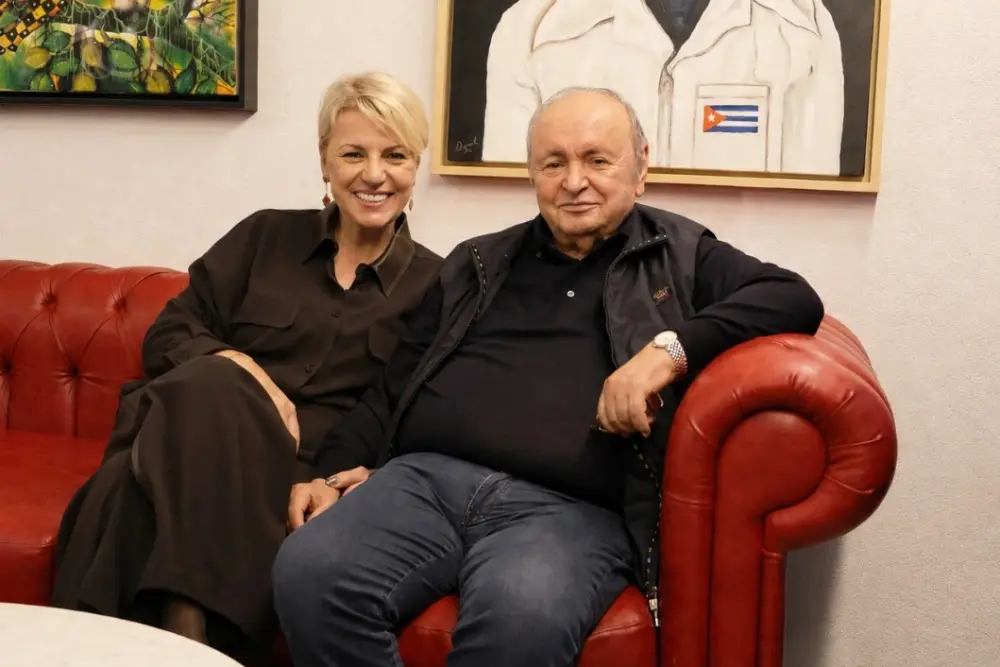‘İz-Bellek-Direnç’ sergisi Cubart Galeri’de sanatseverlerle buluştu 5 zeynep osman ozturk ‘İz-Bellek-Direnç’ sergisi Cubart Galeri’de sanatseverlerle buluştu