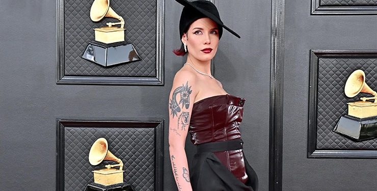 Dünyaca ünlü pop yıldızı Halsey 3 Eylül’de ilk kez Küçükçiftlik Park’ta