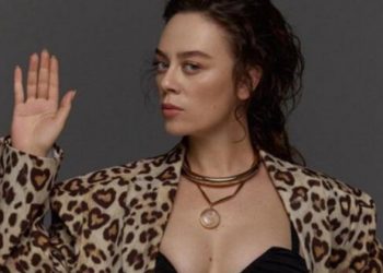 Demet Evgar’dan bekar arkadaşlarına şaşırtan hediye