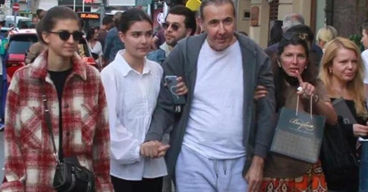 Haldun Üstünel yolda yürürken fenalaştı