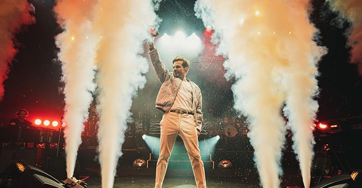 Kenan Doğulu’dan Zorlu Psm sahnesinde müzik şöleni