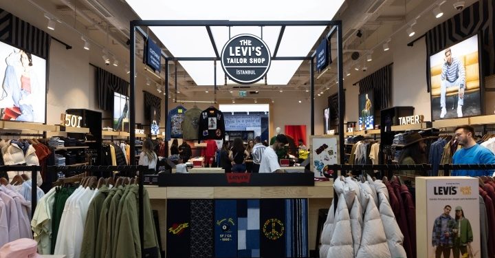 Levi’s, ‘Platinium’ mağazasını özel bir davetle açtı