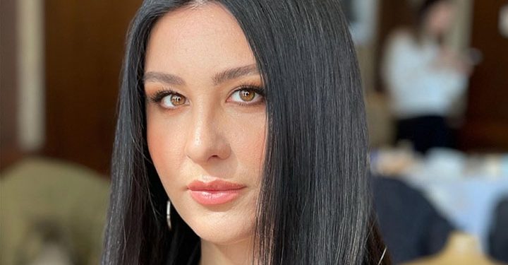 Yasemin Sakallıoğlu ve Celil Nalçakan hafta sonu imza günlerinde D&R’a konuk oluyor
